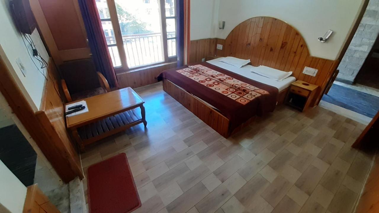 Albergue Hadimba Regency Manāli Exterior foto